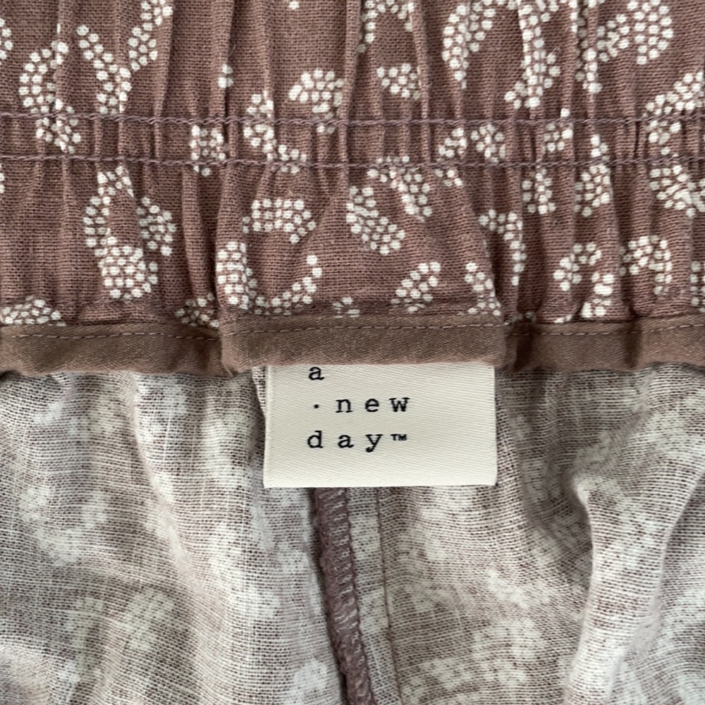 Cheetah High-Rise Pull-On Shorts - A New Day - Picture 7 of 9